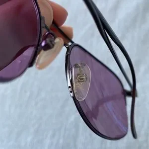 Vintage Gucci aviator sunglasses, light purple lenses and dark grey frame Gucci | Accessories | Vintage Gucci Aviator Sunglasses Light  main image 2